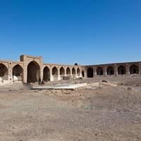 Dayr-e Gachin Caravanserai